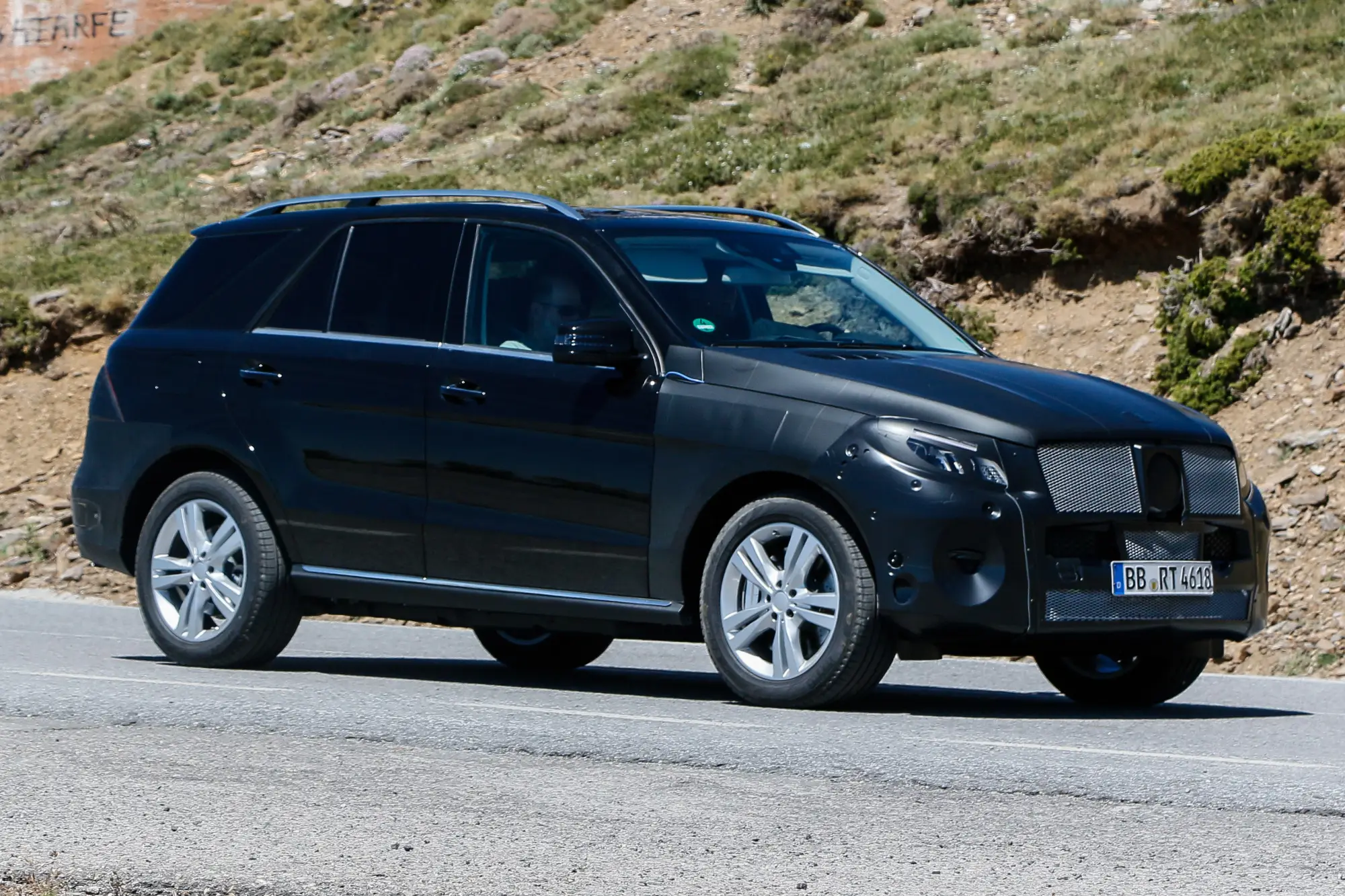 Mercedes Classe M 2016 - Foto spia 10-07-2014 - 3
