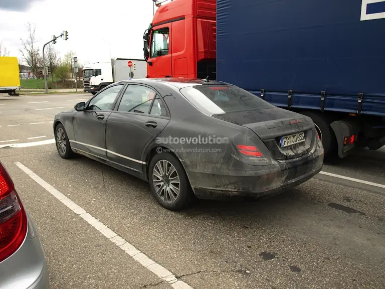 Mercedes Classe S 2013 foto spia aprile 2012 - 5