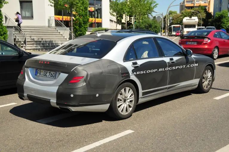 Mercedes Classe S 2013 foto spia giugno 2012 - 7