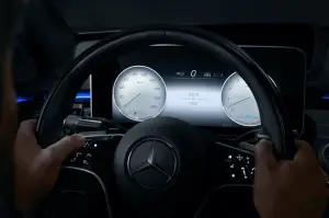 Mercedes Classe S 2021 - MBUX e interni digitali  - 3