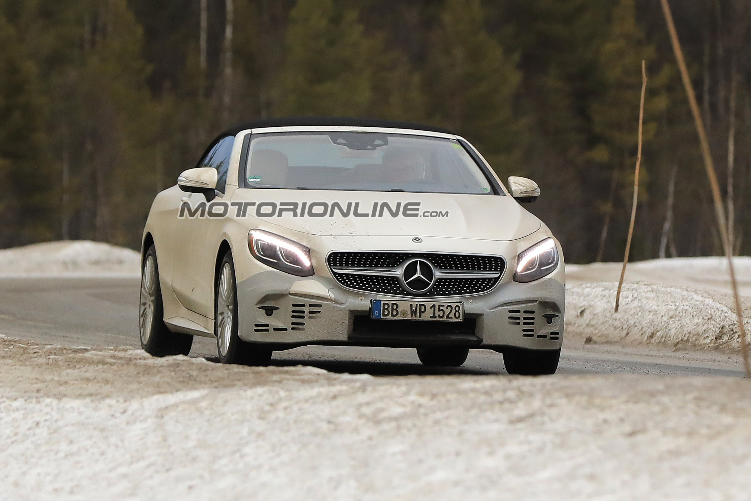 Mercedes Classe S Cabrio restyling foto spia 14 febbraio 2017