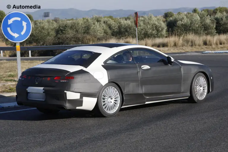 Mercedes Classe S Coupe - Foto spia 29-11-2013 - 4