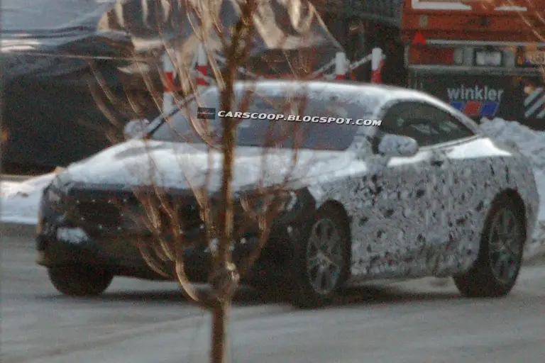 Mercedes Classe S Coupé foto spia - 4