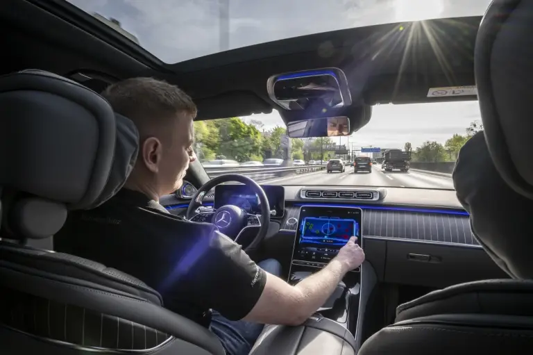 Mercedes Classe S ed EQS Drive Pilot - Foto - 39