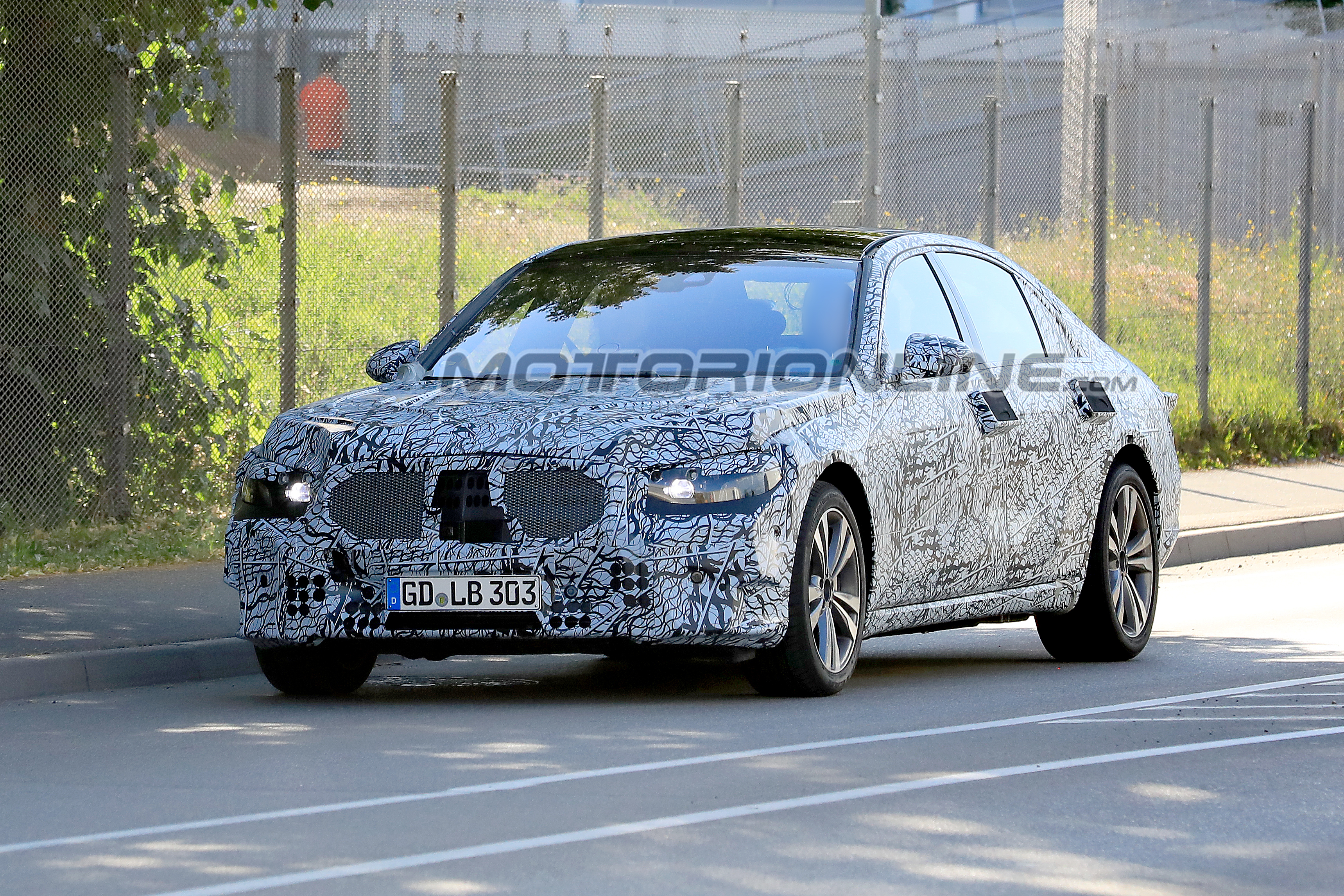 Mercedes Classe S foto spia 4 luglio 2018