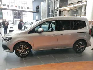 Mercedes Classe T - Foto live Milano