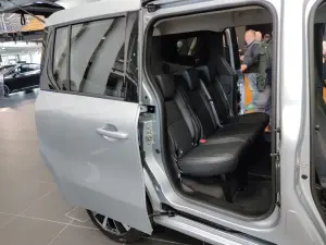 Mercedes Classe T - Foto live Milano