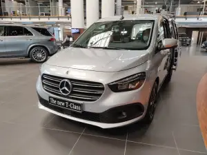Mercedes Classe T - Foto live Milano