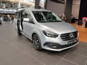 Mercedes Classe T - Foto live Milano