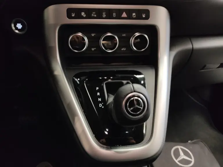 Mercedes Classe T - Foto live Milano - 2