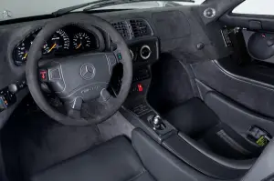 Mercedes CLK GTR gallery auto da corsa targate - 6
