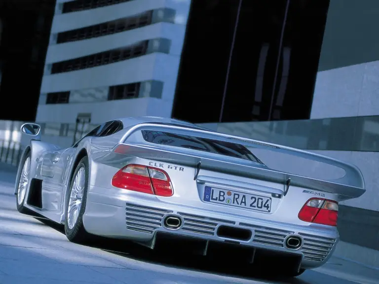 Mercedes CLK GTR gallery auto da corsa targate - 8