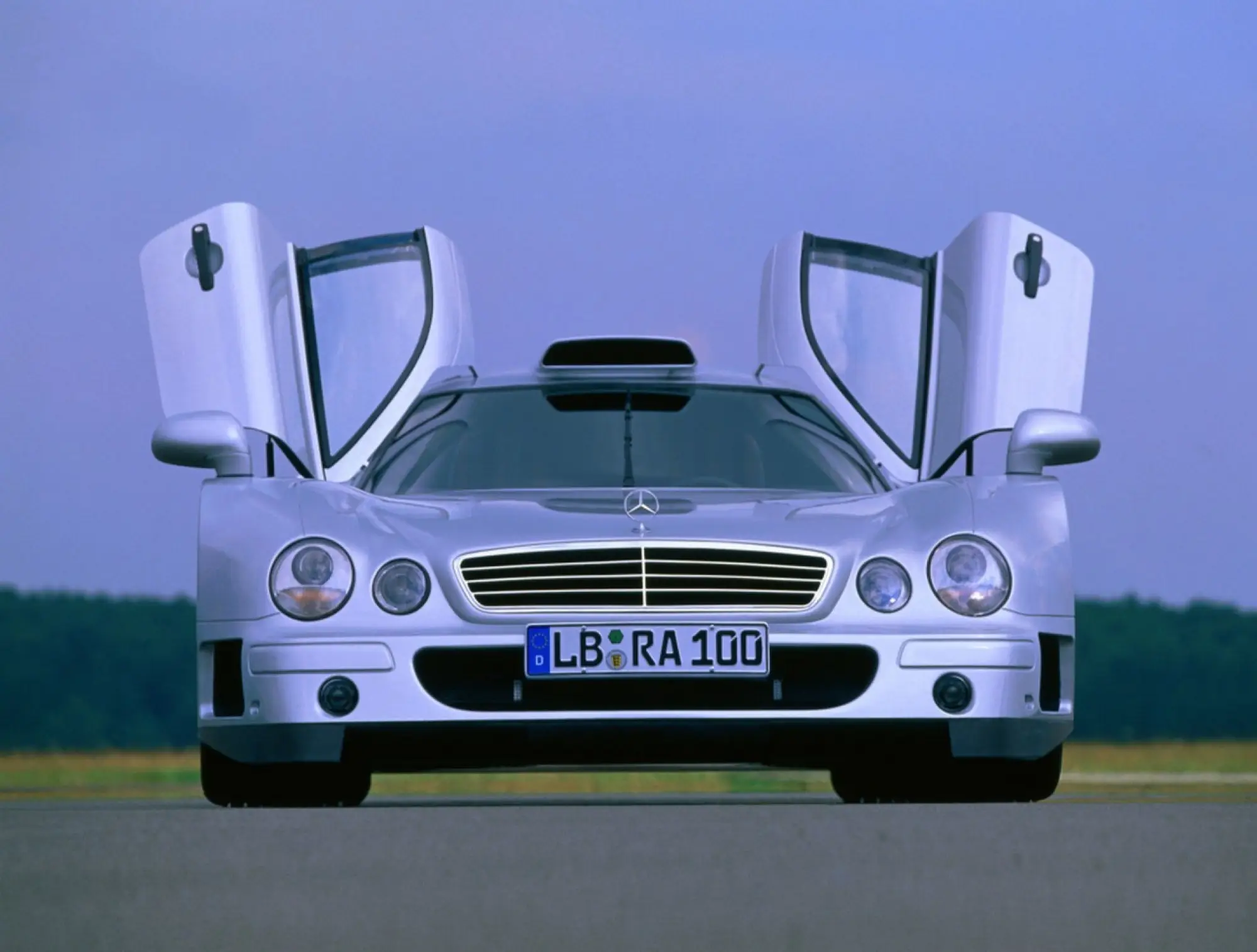 Mercedes CLK GTR gallery auto da corsa targate - 9