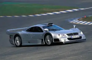 Mercedes CLK GTR gallery auto da corsa targate - 14