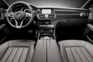 Mercedes CLS 2011 (2) - 11
