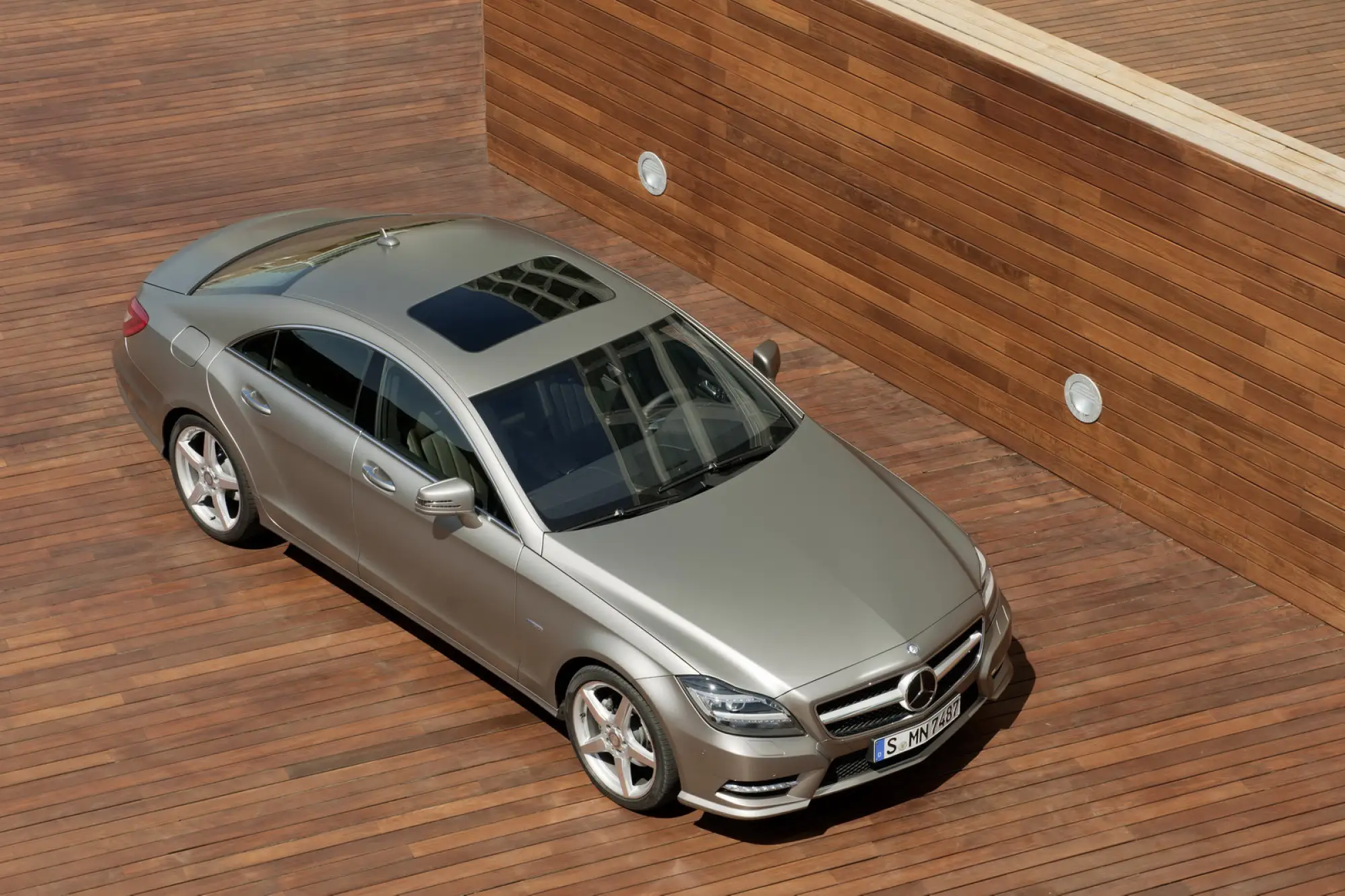 Mercedes CLS 2011 (3) - 7