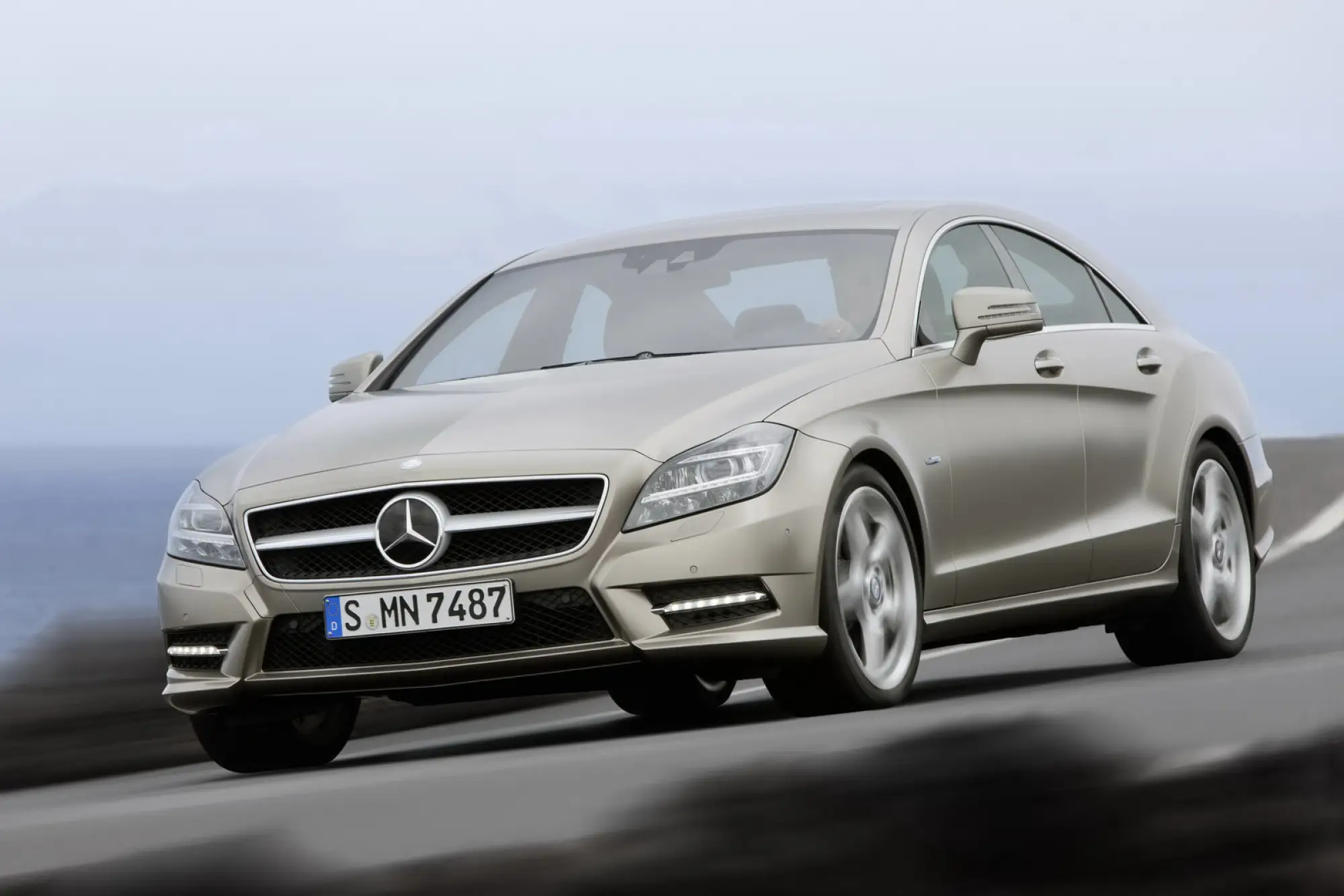 Mercedes CLS 2011 (3) - 13