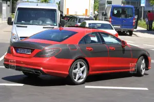 Mercedes CLS 2011 foto spia