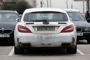 Mercedes CLS 63 AMG Shooting Brake - Foto spia 13-12-2013