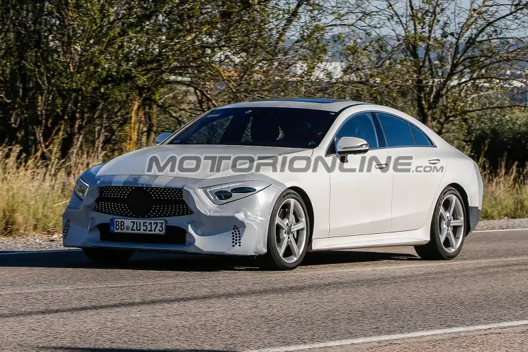 Mercedes CLS MY 2018 foto spia 9 novembre 2017 - 3