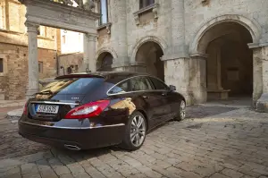 Mercedes CLS Shooting Brake - 2012