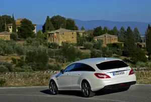 Mercedes CLS Shooting Brake - 2012