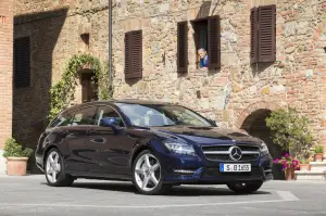 Mercedes CLS Shooting Brake - 2012 - 210