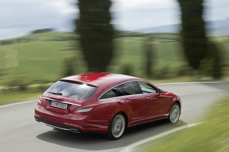 Mercedes CLS Shooting Brake nuove immagini - 71