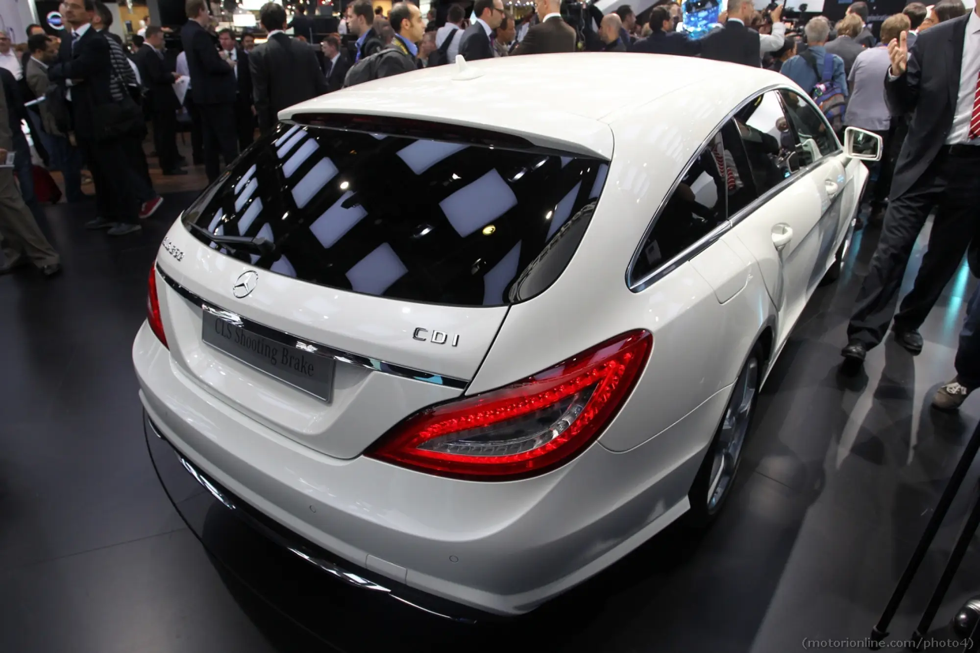 Mercedes CLS Shooting Brake - Salone di Parigi 2012 - 9