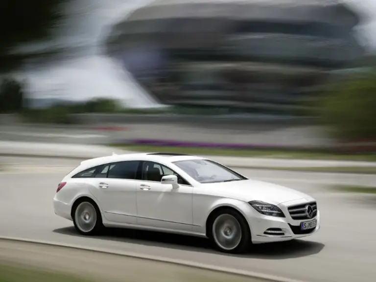 Mercedes CLS Shooting Brake - 11