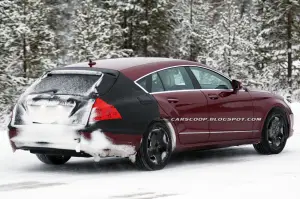 Mercedes CLS Shooting Break foto spia febbraio 2012