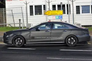 Mercedes CLS Sports Saloon - Foto spia 22-04-10