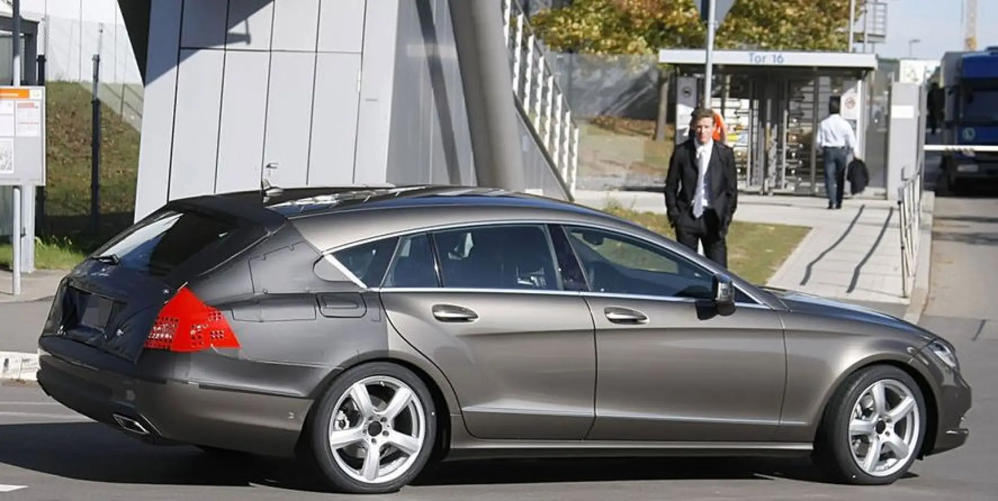 Mercedes CLS SW foto spia ottobre 2011 - 4