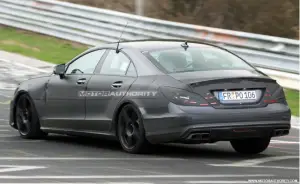 Mercedes CLS63 AMG, foto spia 14-4-10