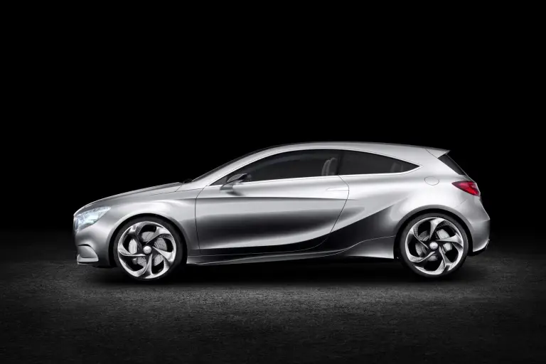 Mercedes Concept A - 14