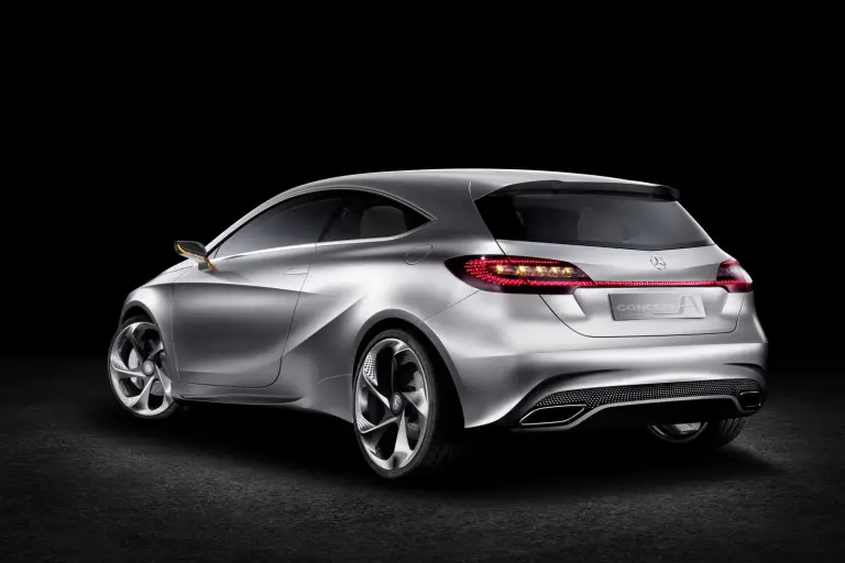Mercedes Concept A - 12