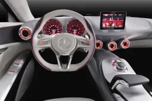 Mercedes Concept A - 23
