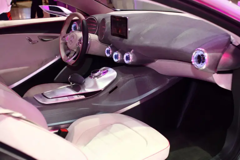 Mercedes Concept Classe A - Salone di Francoforte 2011 - 6