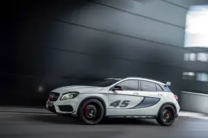 Mercedes Concept GLA45 AMG