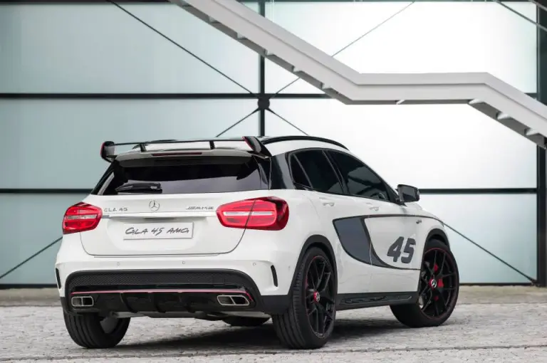 Mercedes Concept GLA45 AMG - 10