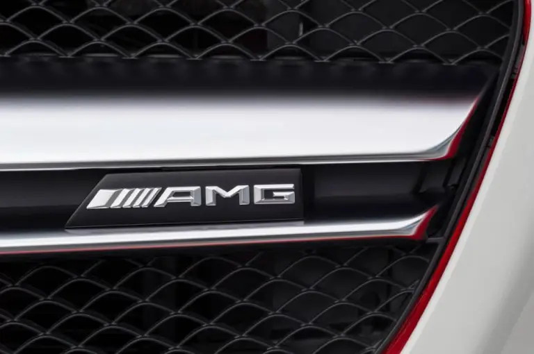 Mercedes Concept GLA45 AMG - 13