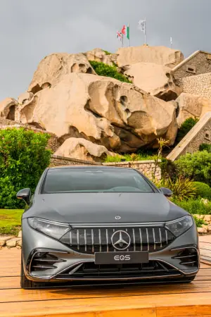 Mercedes e Phi Beach collaborazione - Foto