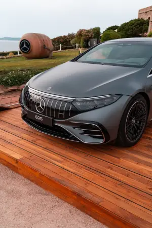 Mercedes e Phi Beach collaborazione - Foto