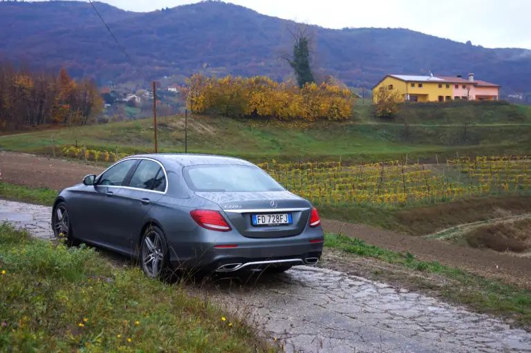 Mercedes E220d Prova su Strada 2016 - 17