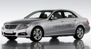 Mercedes E300 BlueTECH 2011