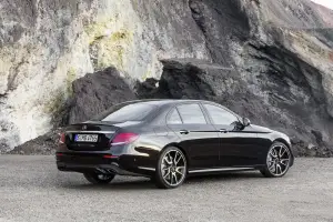 Mercedes E43 AMG 4Matic - 8