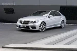 Mercedes E63 AMG Performance Studio 2012