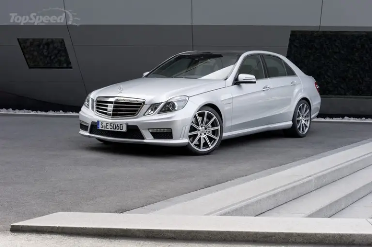 Mercedes E63 AMG Performance Studio 2012 - 4