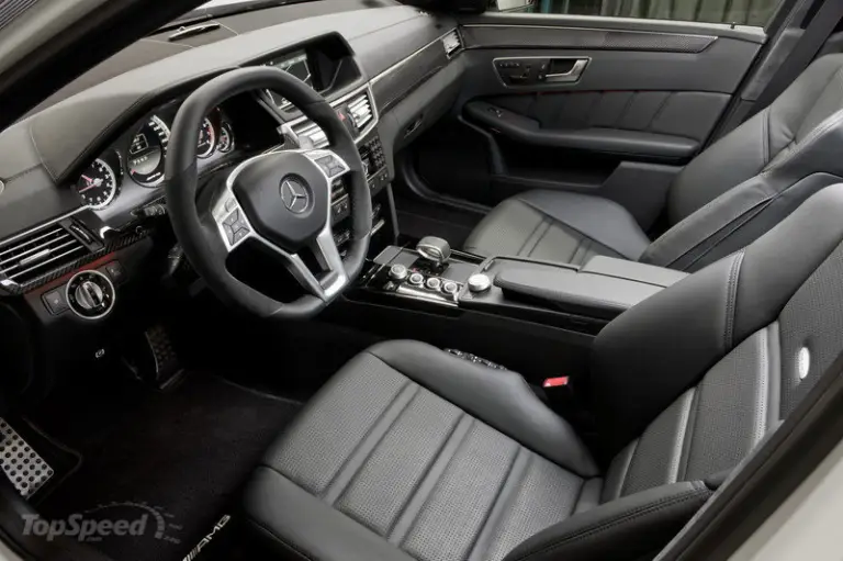 Mercedes E63 AMG Performance Studio 2012 - 10