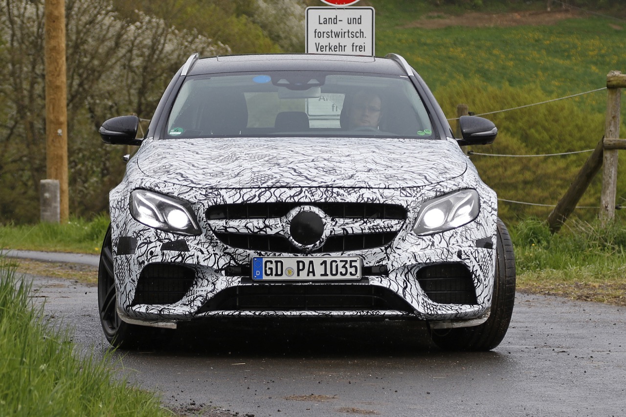 Mercedes E63 AMG Station Wagon - foto spia (maggio 2016)